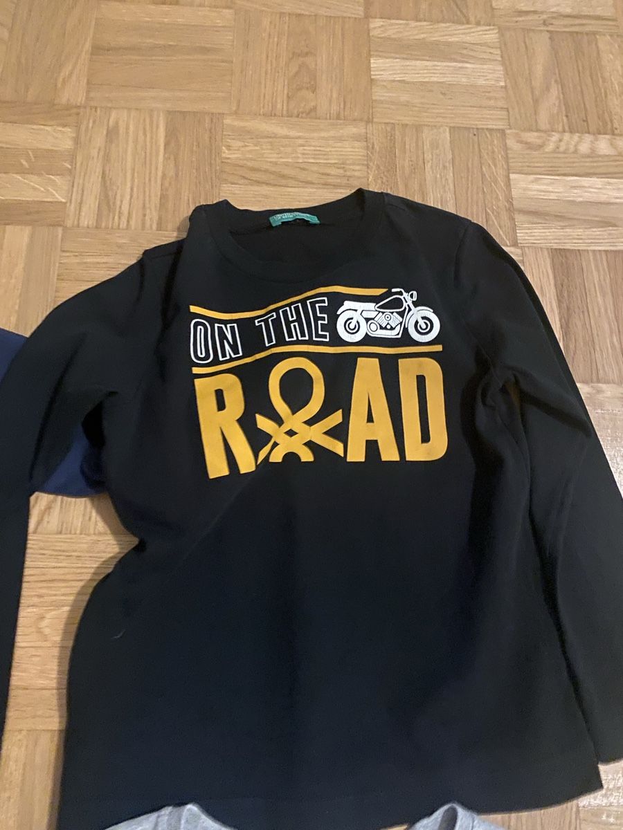 Hemden, T-Shirts & Polos: Kinder T-Shirts Langarm Grösse 110/116 – Gebraucht aus Zürich von zd_1965 2