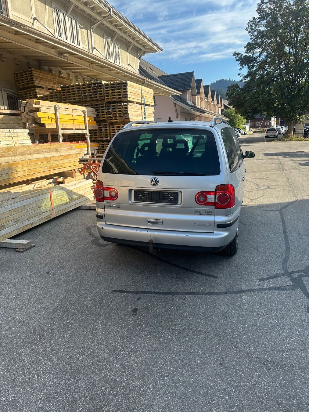 VW Automobili: VW Sharan 2.0 TDI 4 Motion – Difettoso da Langnau i. E. venduto da Staelang 3