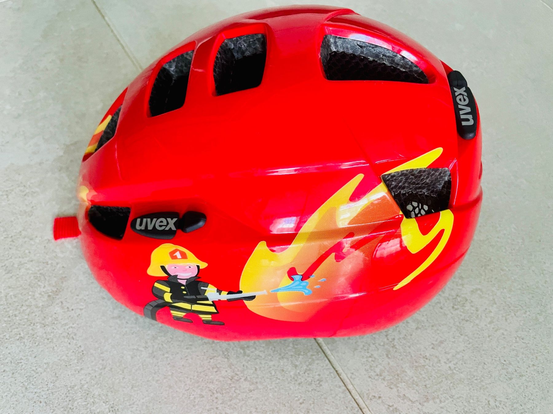 Uvex Casques: Uvex Velo Helm kinder – D'occasion à Oberwil-Lieli par azullino