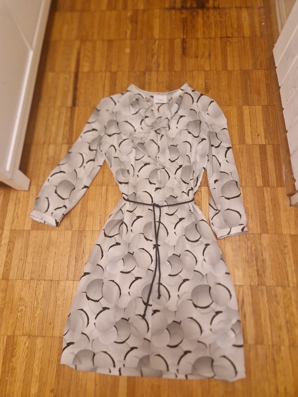 Akris Vestiti: Akris Kleid Seide Grösse 36 – Usato da Binningen venduto da Daja75 1