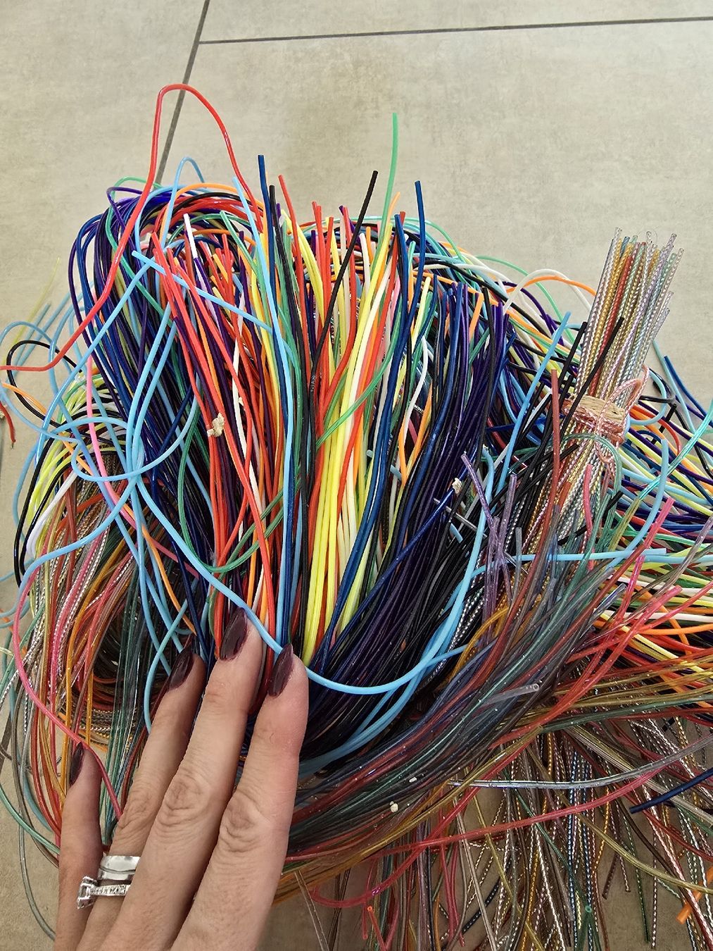 Bastelsets: Scoubidou Bänder – Gebraucht aus Rickenbach b. Wil von VeryLovelyThings 5