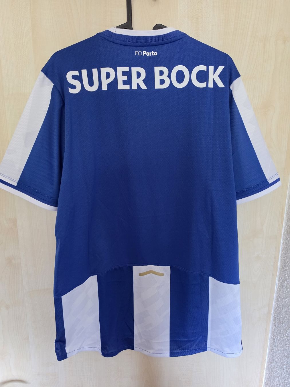 Leibchen & Hosen: FC Porto Trikot L  – Gebraucht aus Diepoldsau von To_Rapid95 2