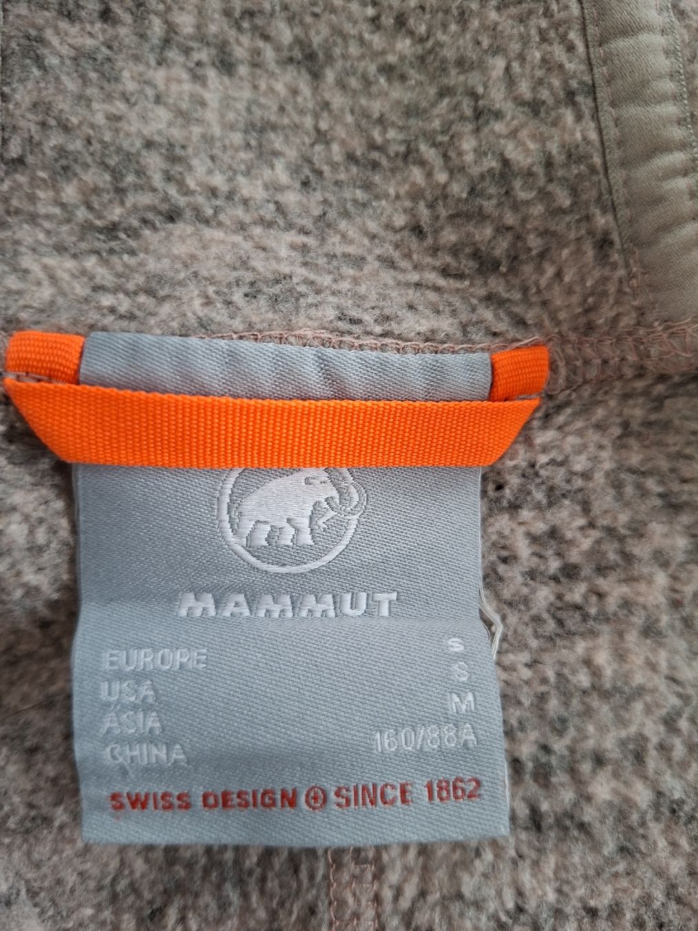 Mammut Maglioni & Felpe: Sweat capuche Mammut rose taille S – Usato da Renens VD venduto da ser_j2fn 9