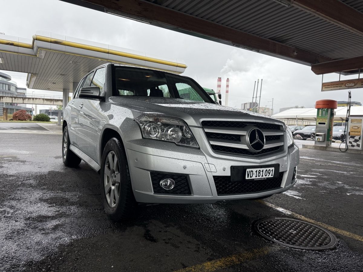 Mercedes-Benz Autos: Mercedes Glk 220 cdi 4x4 – D'occasion à Collombey par arta1804