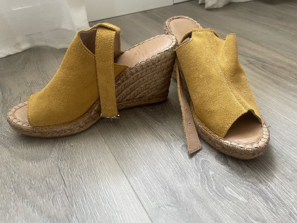 Scarpe da donna: Sandales compensées  – Nuovo (secondo la descrizione) da Biel/Bienne venduto da sonja0210 3