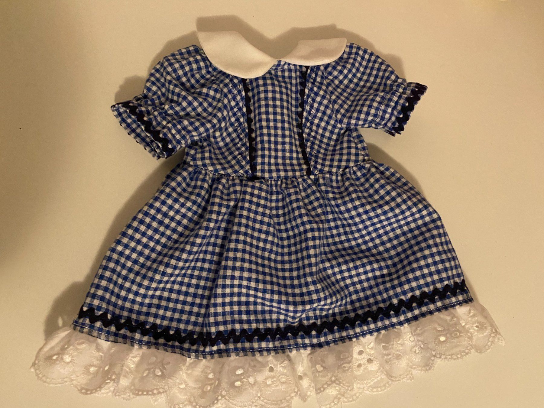 Puppen: Puppenkleid – Neu (gemäss Beschreibung) aus Rheinfelden von Tigerlilli