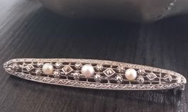 Broche ancienne en argent 800,et perles véritable.