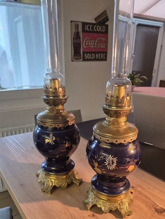 Paire de lampes à motifs japonisants avec montures en bronze - XIXème