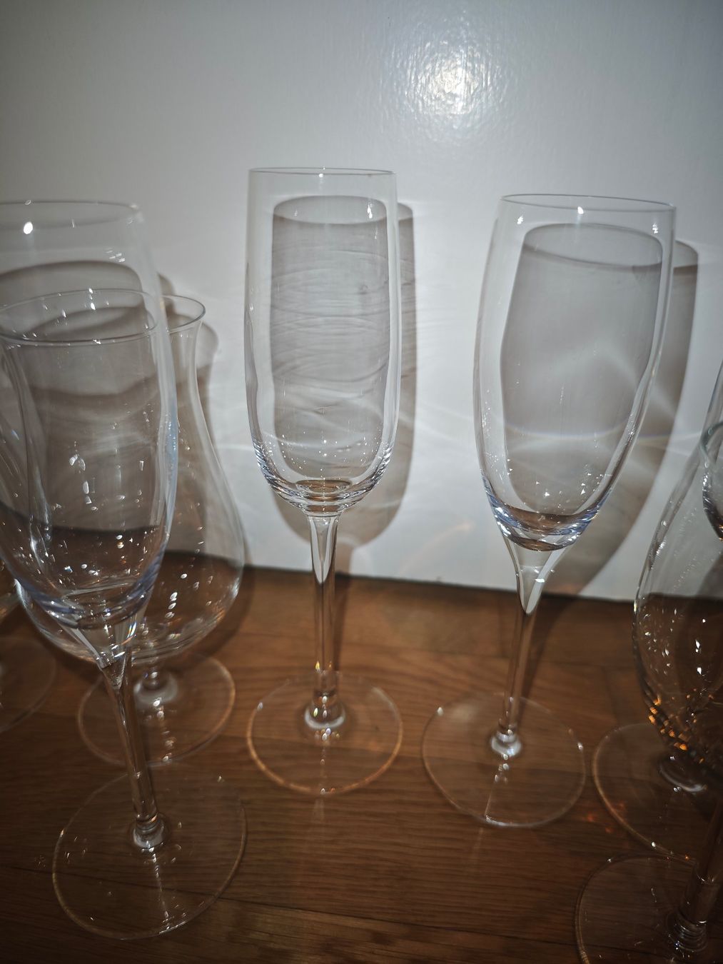 Verres: Wein & Champagnergläser – D'occasion à Bonstetten par lin_fy7n 1