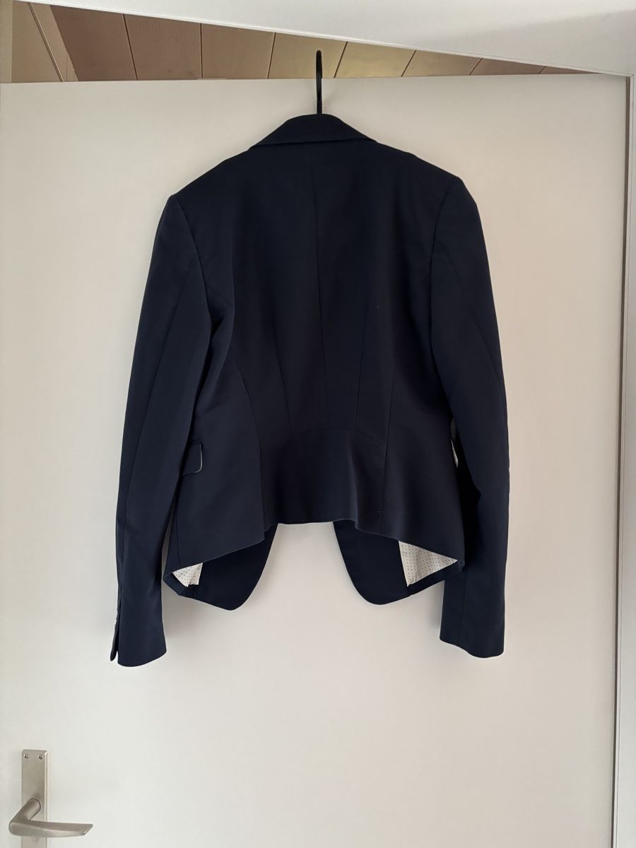 H&M Vestes: Eleganter Damenblazer in blau – D'occasion à Utzenstorf par noe_k7ql 2