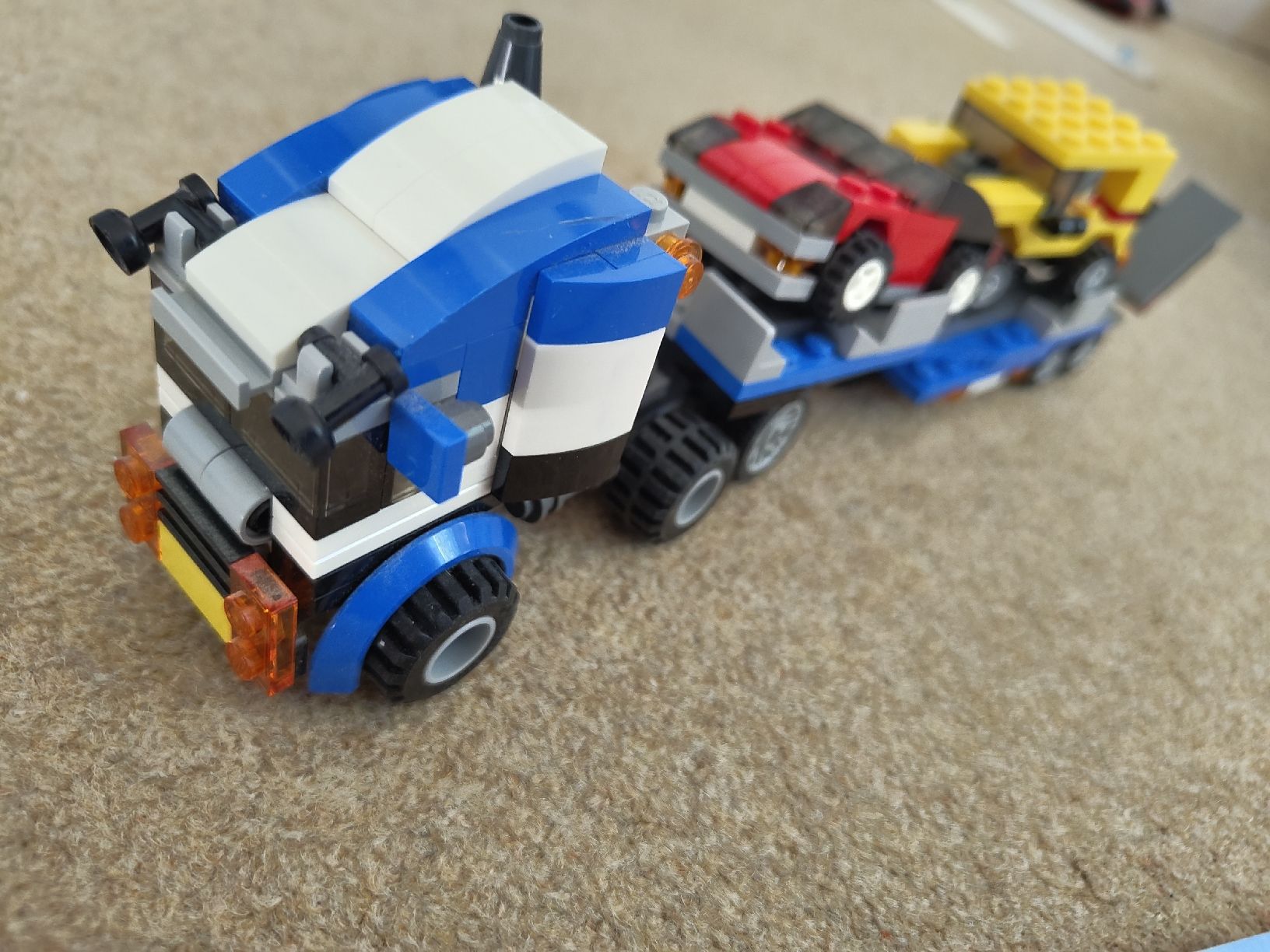 Lego Baukästen: Lego Creator 31033 Vehicle Transporter  – Gebraucht aus Glattbrugg von har_jgc7 2