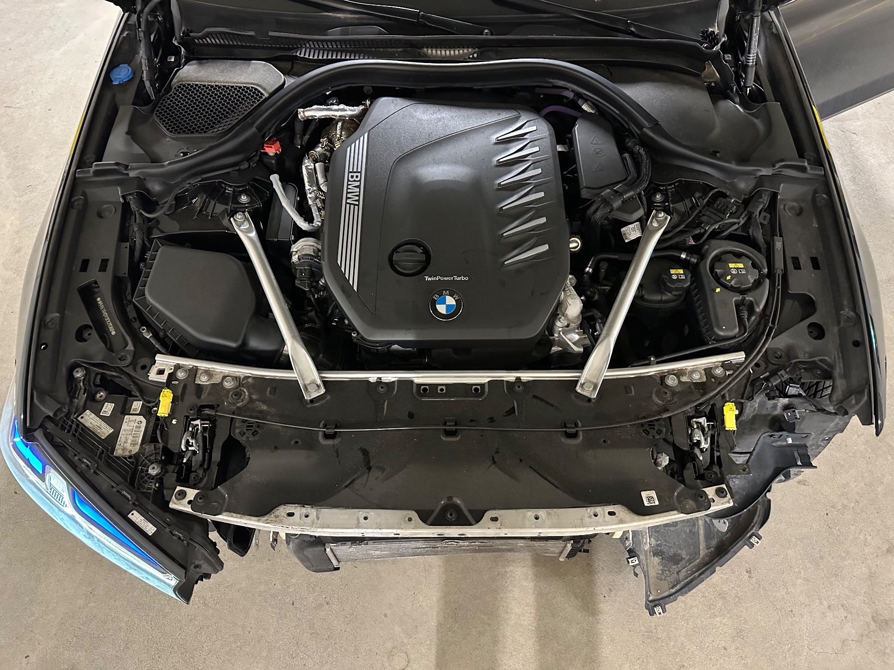 BMW Automobili: BMW 540D 2022 - Unfall – Difettoso da Affeltrangen venduto da AutoZentrumAG 8