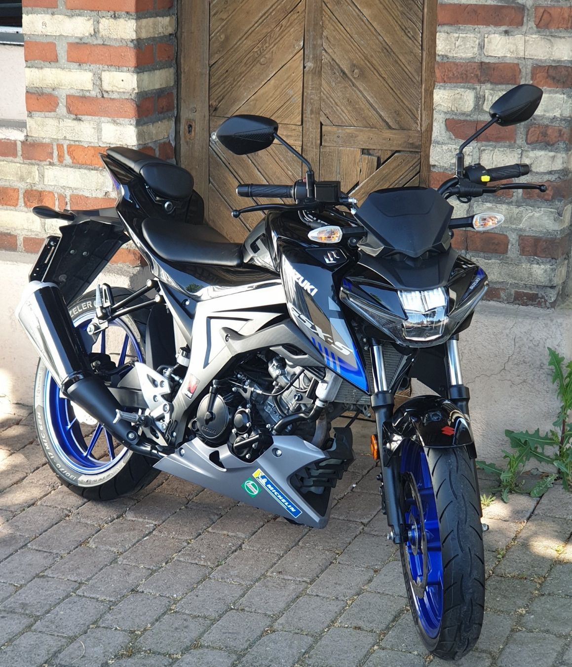 Suzuki Strada: SUZUKI GSX 125 S – Usato da Aarau Rohr venduto da alpineA311 4