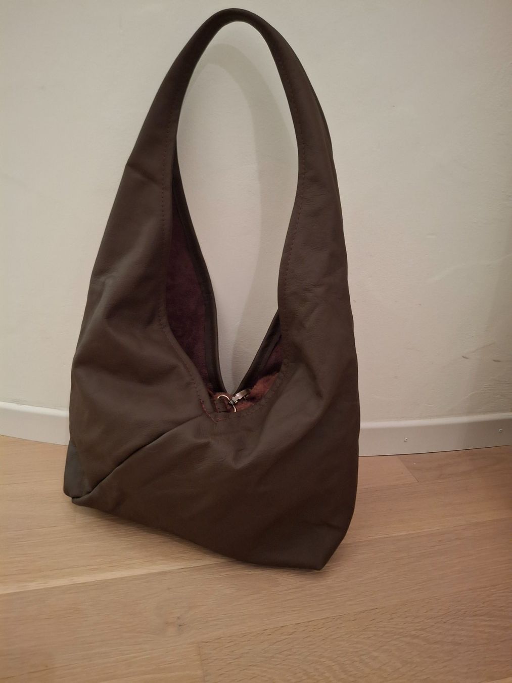 Taschen für Damen: Braune  Leder Handtasche.  Neu – Neu (gemäss Beschreibung) aus Bellikon von MellonCollieMitTwint 1