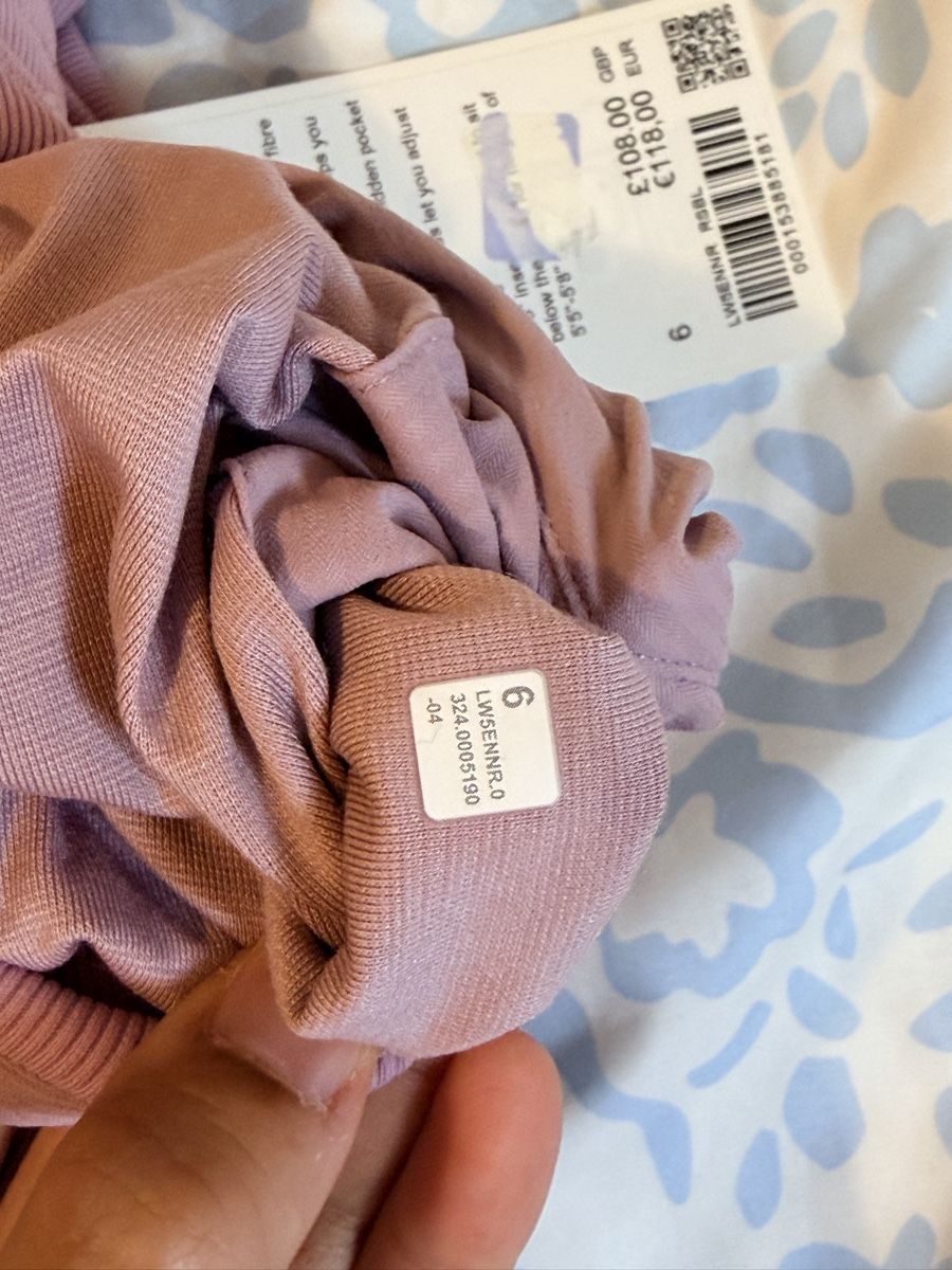 Lululemon Pantalons: NEW lululemon Dance Studio Mid-Rise Lined Pant Regular 6 – Neuf (Voir description) à Regensdorf par Let-me-win-please 4