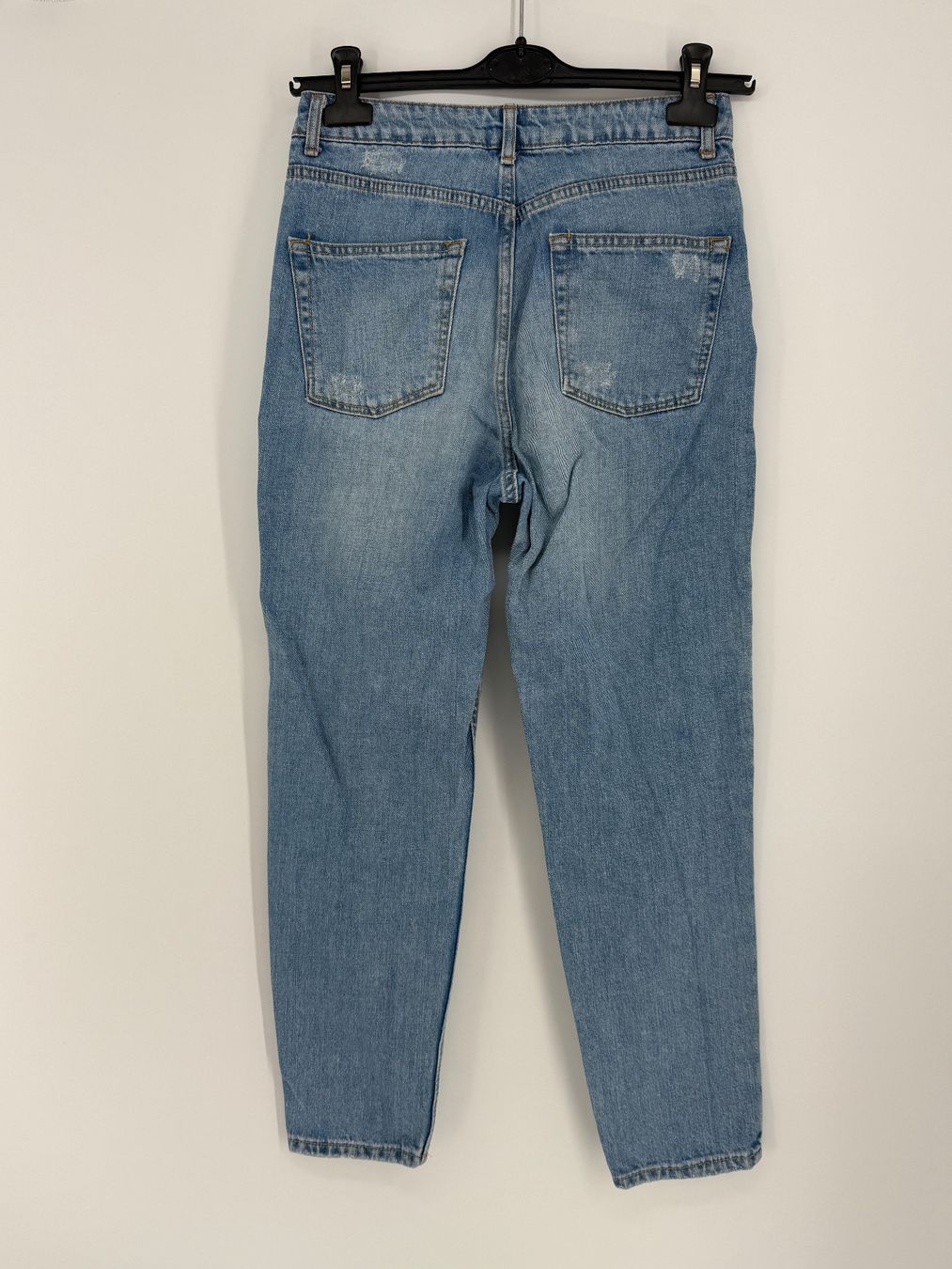 Topshop Jeans: Topshop Mom Jeans Gr. 28/30 destroyed – Gebraucht aus Auenstein von moin. 1