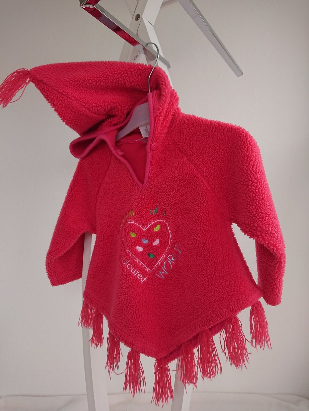 C&A Pullover & Sweatshirts: Baby Pullover Poncho C&A Gr. 86 Rot mit Zipfelmütze – Gebraucht aus Hallau von CHACLA 2