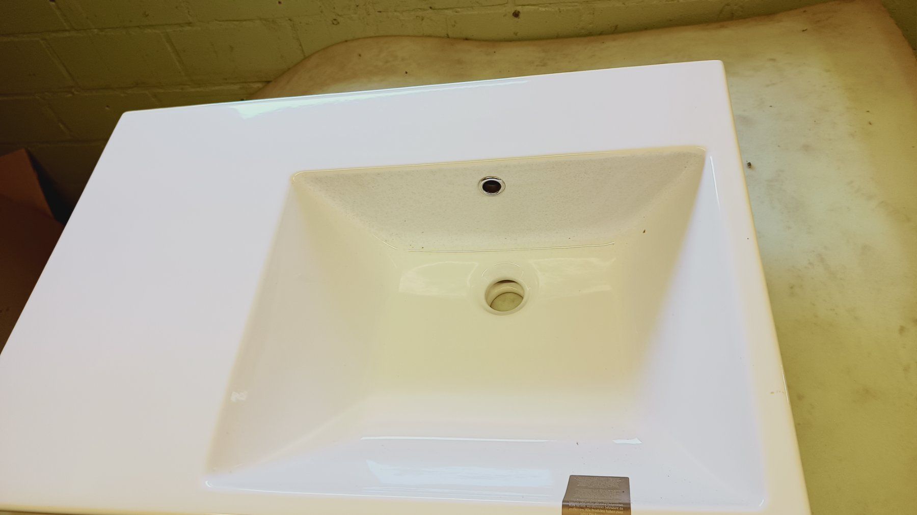 Lavabi & lavandini: Lavabo neu – Nuovo e nell'imballaggio originale da St. Gallen venduto da walterk06