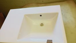Lavabo neu