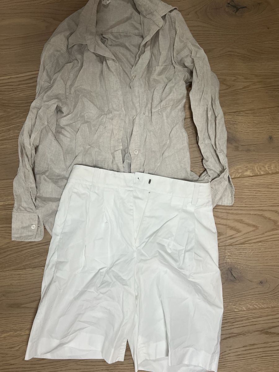 Lotti di vestiti: Arket Tailored Shorts + Linen Shirt – Nuovo (secondo la descrizione) da Wolfhausen venduto da leaze 1