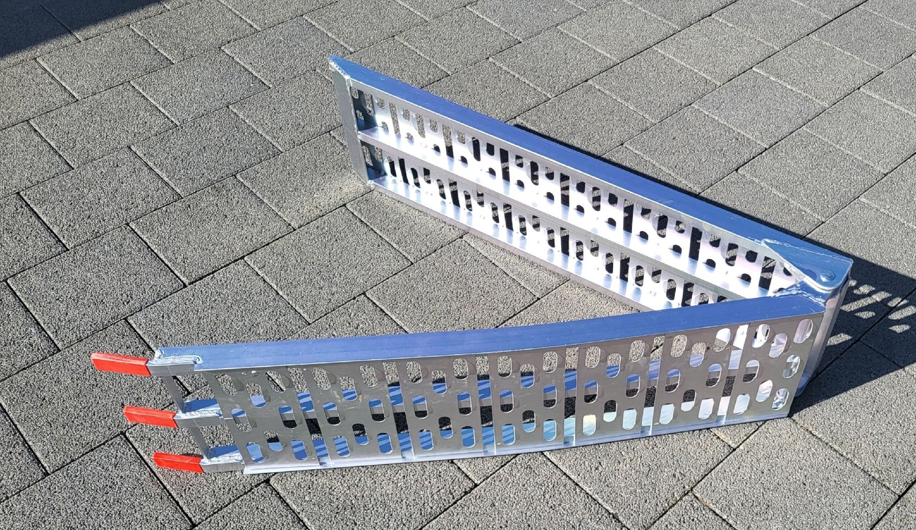 Rampe di accesso: Auffahrrampe aus Alu – Nuovo (secondo la descrizione) da Scheuren venduto da smartli61 1