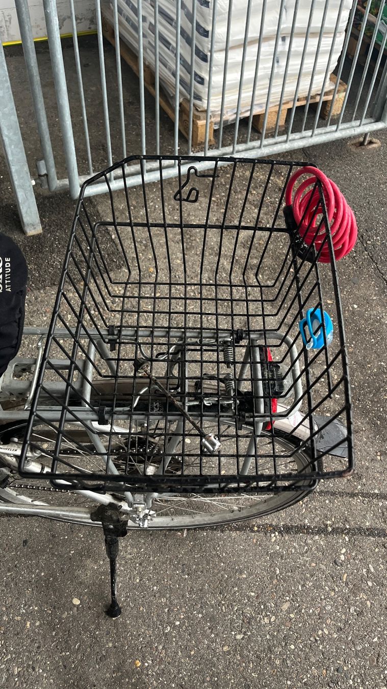 Biciclette: Velo mit Zubehör – Usato da Obfelden venduto da HelloRicardo10 2