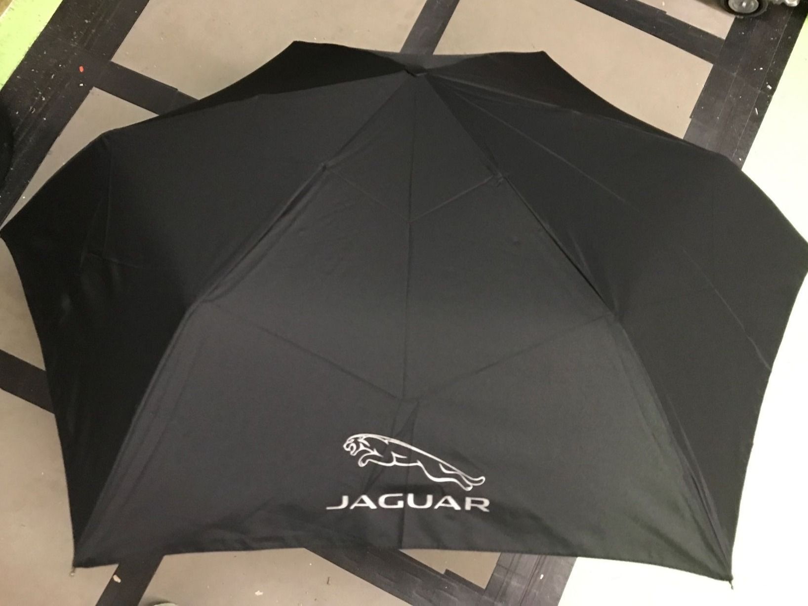 Regenschirme: Regenschirm  JAGUAR   0091 – Neu (gemäss Beschreibung) aus Heerbrugg von ProBau-Liq 4