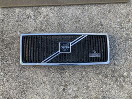 Volvo 245 Kühlergrill