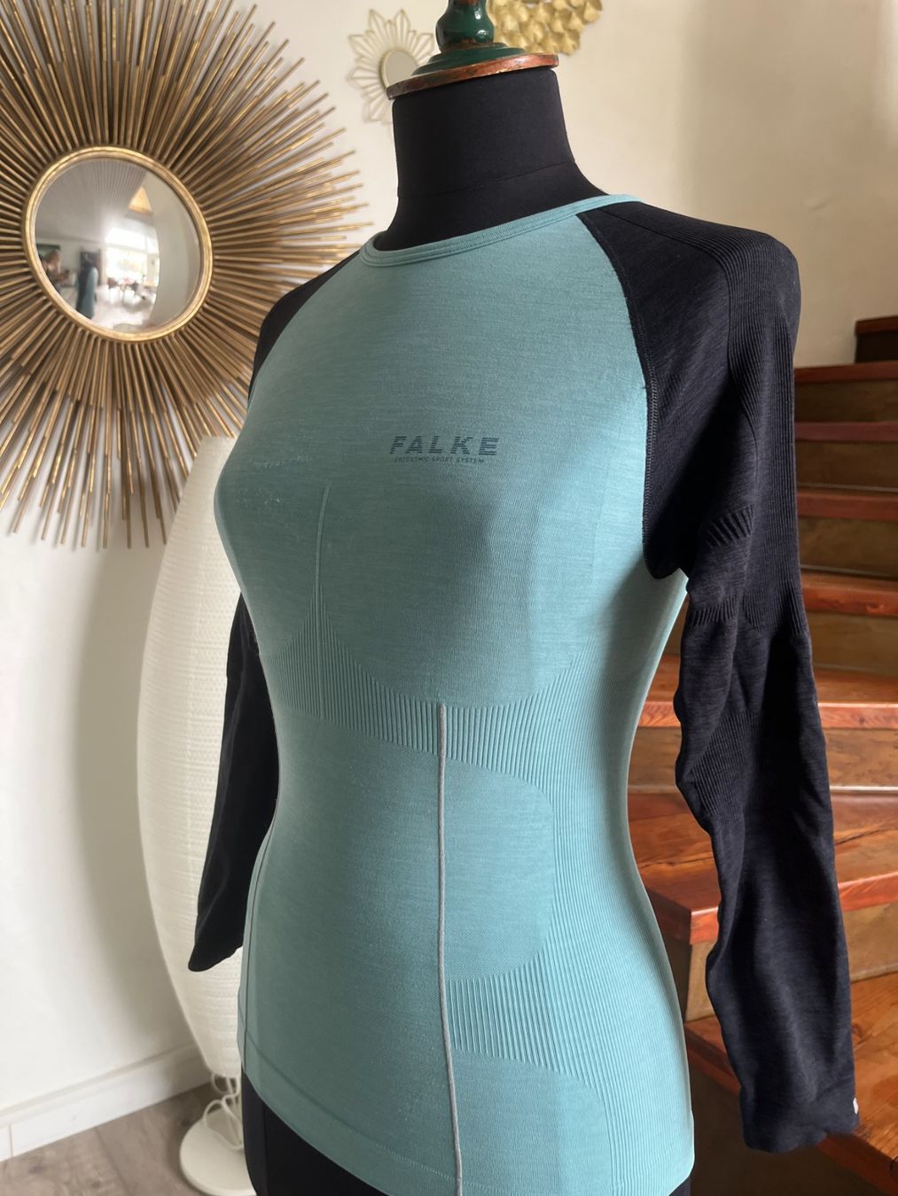 Falke Maglioni & Felpe: Pull de sport FALKE S – Usato da Seiry venduto da vanille08 6