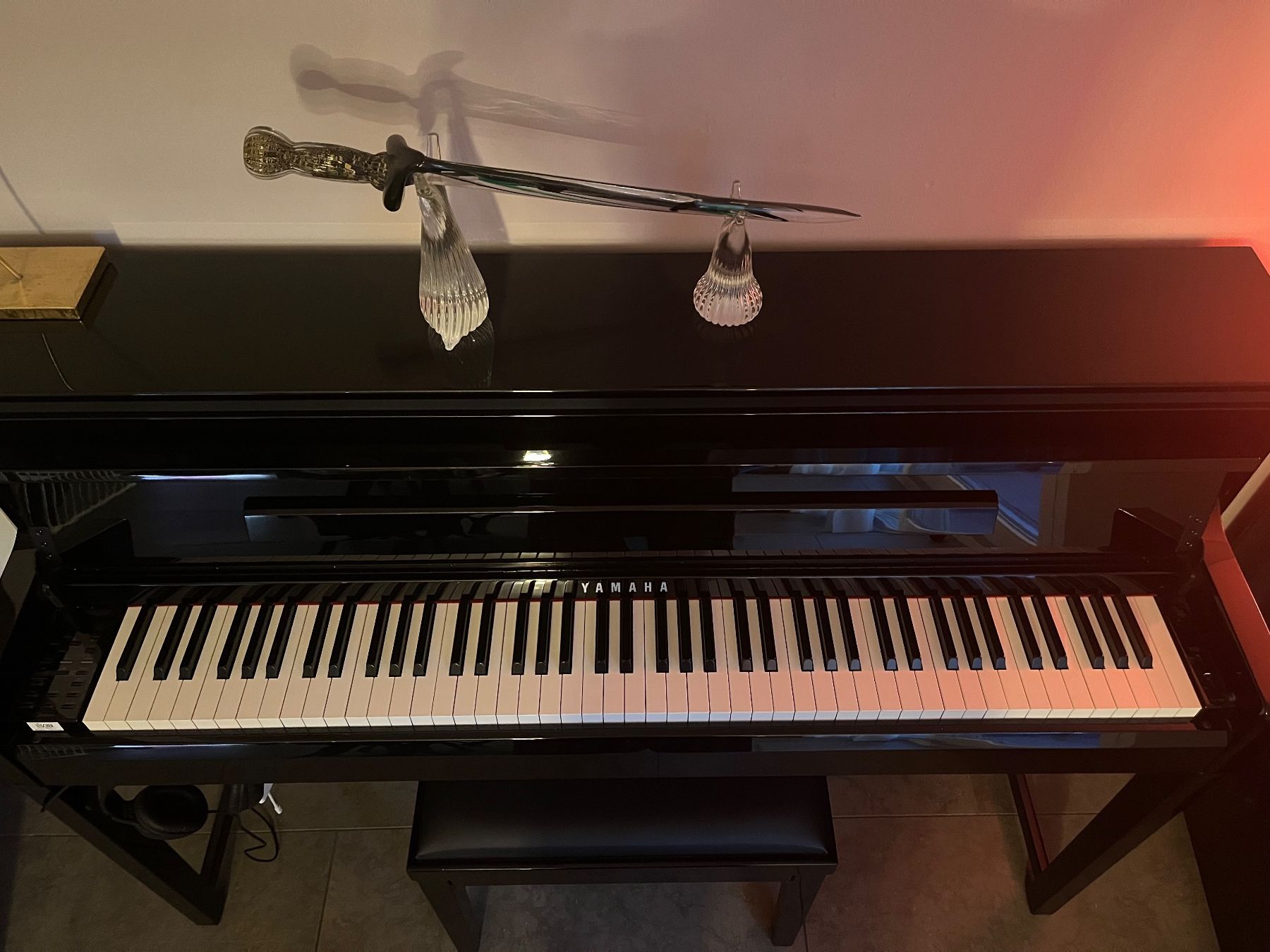 Yamaha Strumenti musicali: Yamaha Clavinova CLP-585PE Digitalpiano – Usato da Birmenstorf AG venduto da Beni123456789 2