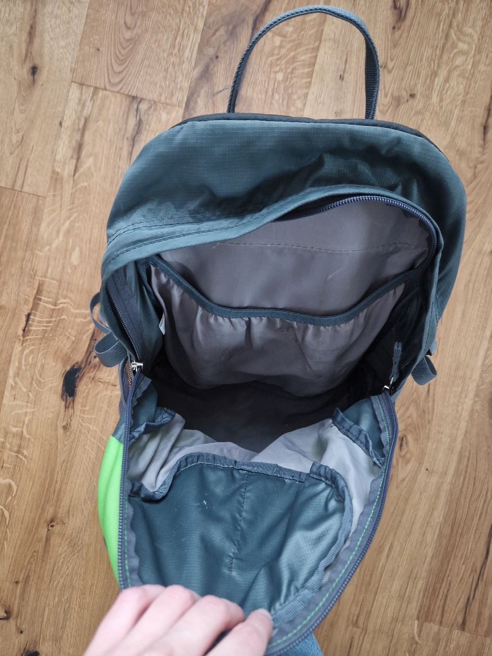 Deuter Zaini: Wanderrucksack Deuter AC Trevano 28 – Usato da Zuzwil SG venduto da trouzeb 1