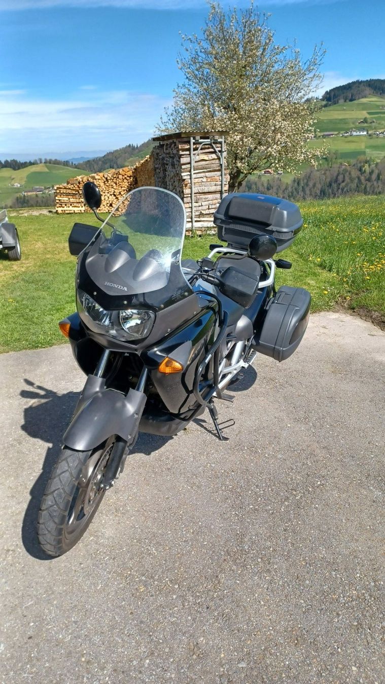 Honda Touring: Honda XL1000V Varadero – Gebraucht aus Fahrni b. Thun von Tramper56 1