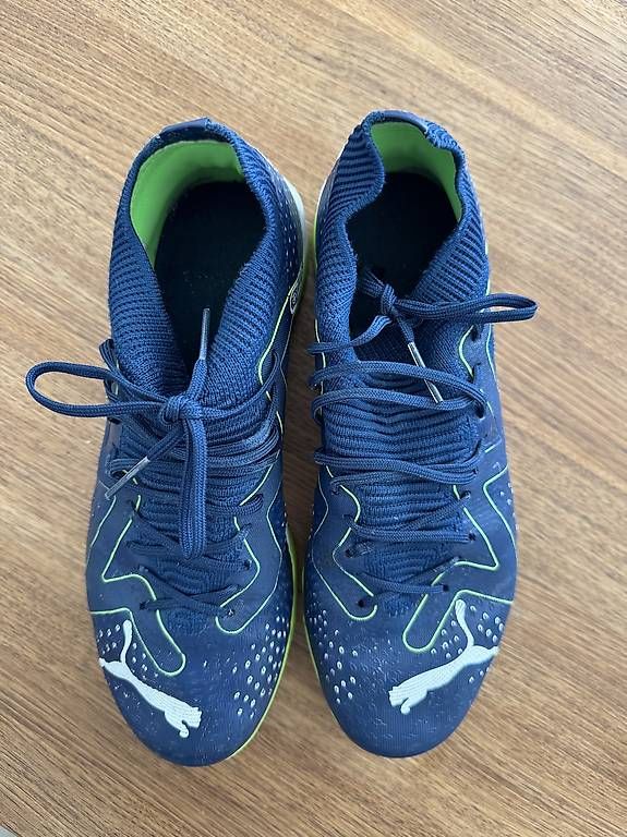 Scarpe per ragazzi: Fussball-Hallenschuhe Puma, Grösse 40,5 – Usato da Biel-Benken BL venduto da anj_bx2k 2