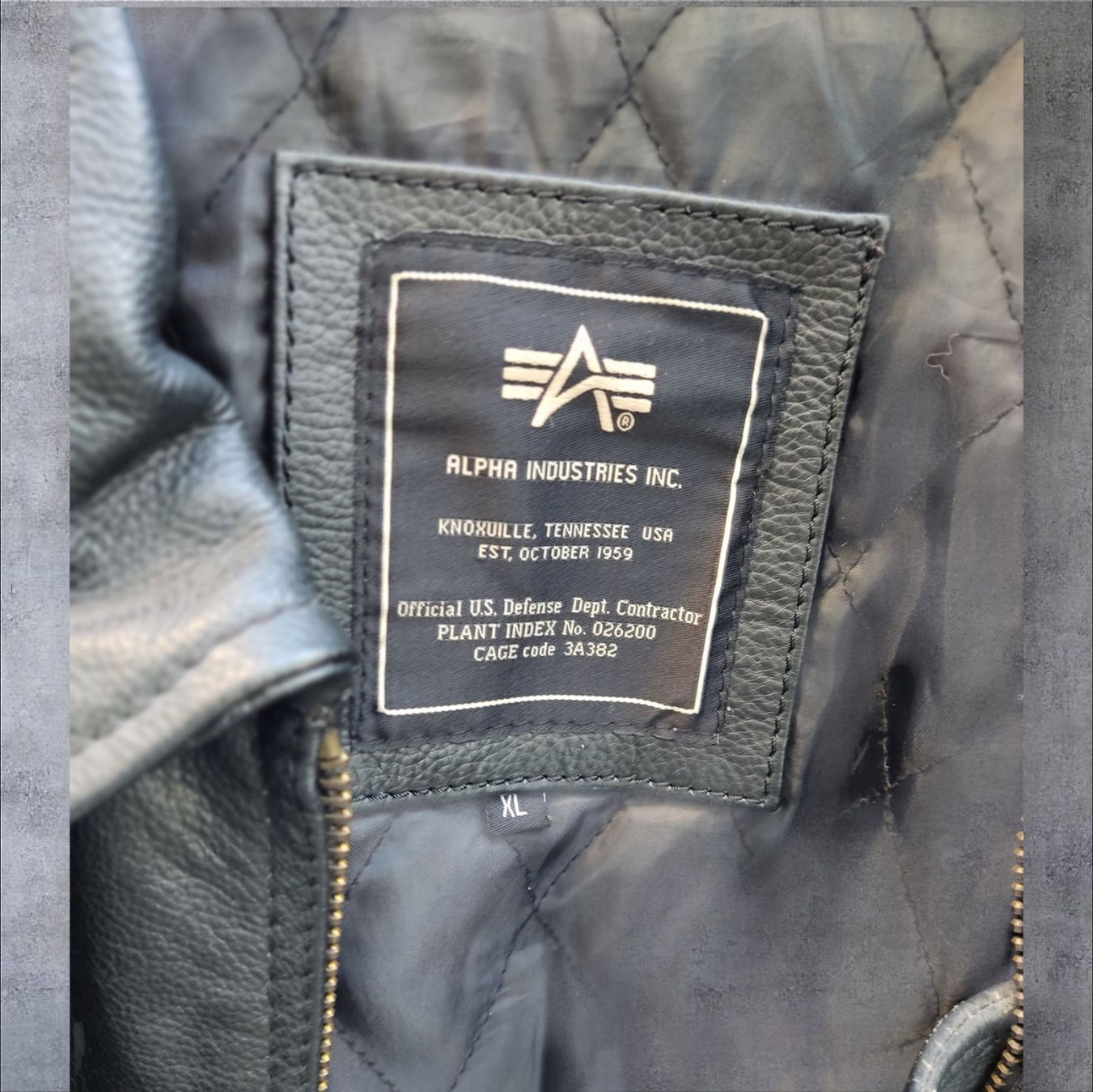 Alpha Industries Giacche: 100% Original Alpha Lederjacke Bomberjacke echtes Leder XL – Nuovo (secondo la descrizione) da Rorschach venduto da Mr_fairprice 5