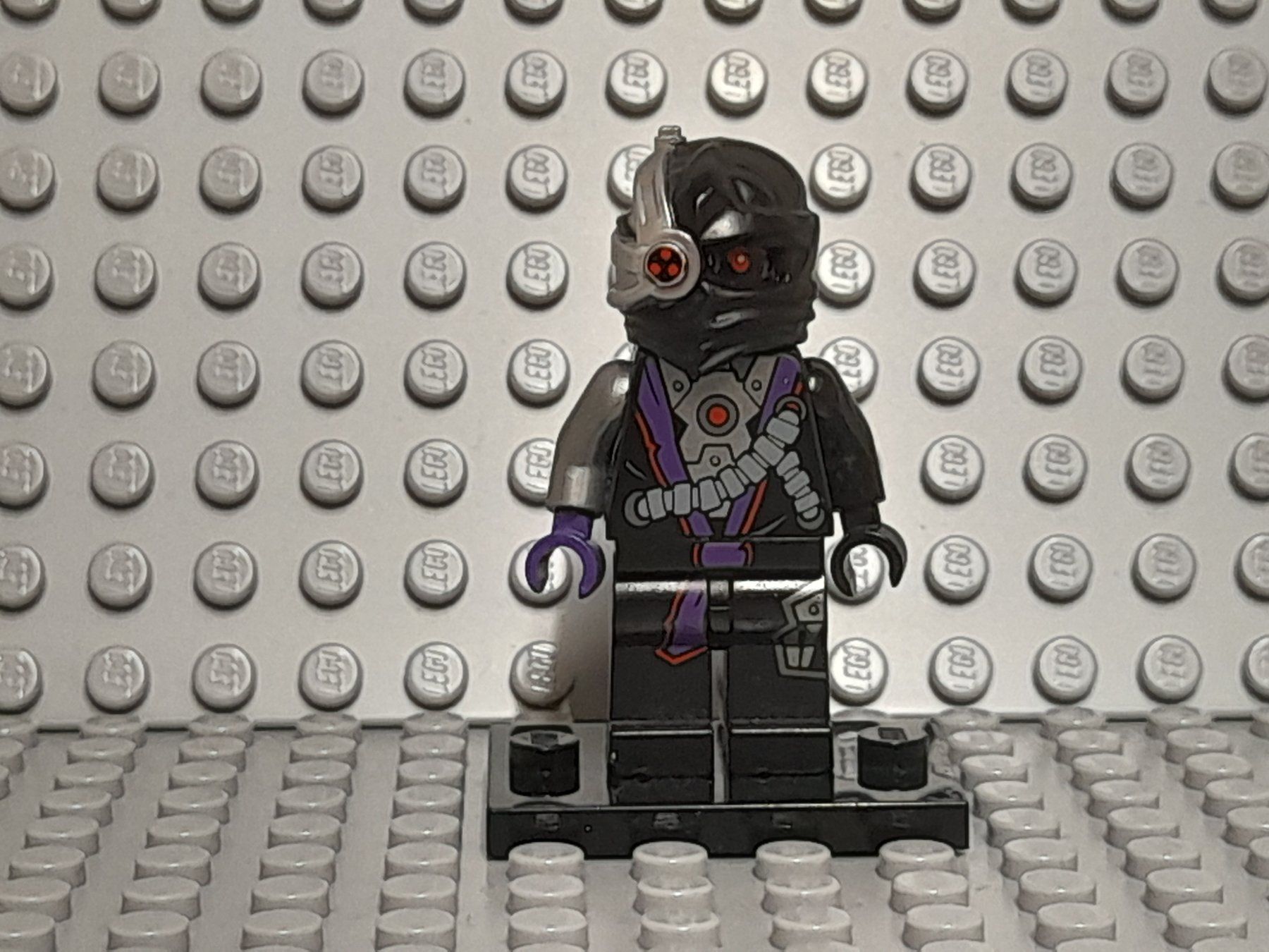Lego Jouets: Lego Ninjago Figur njo0083 Nindroid Warrior – D'occasion à Derendingen par Boeni80