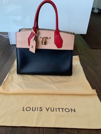 Louis Vuitton City Steamer MM – Limited Edition w/ Receipt