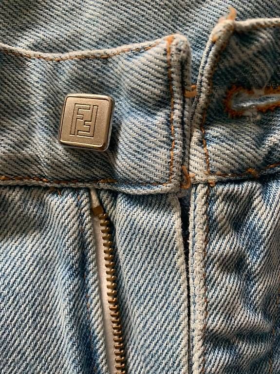 Jeans: Fendi Damen Jeans – Gebraucht aus Bern von Nici2210 3