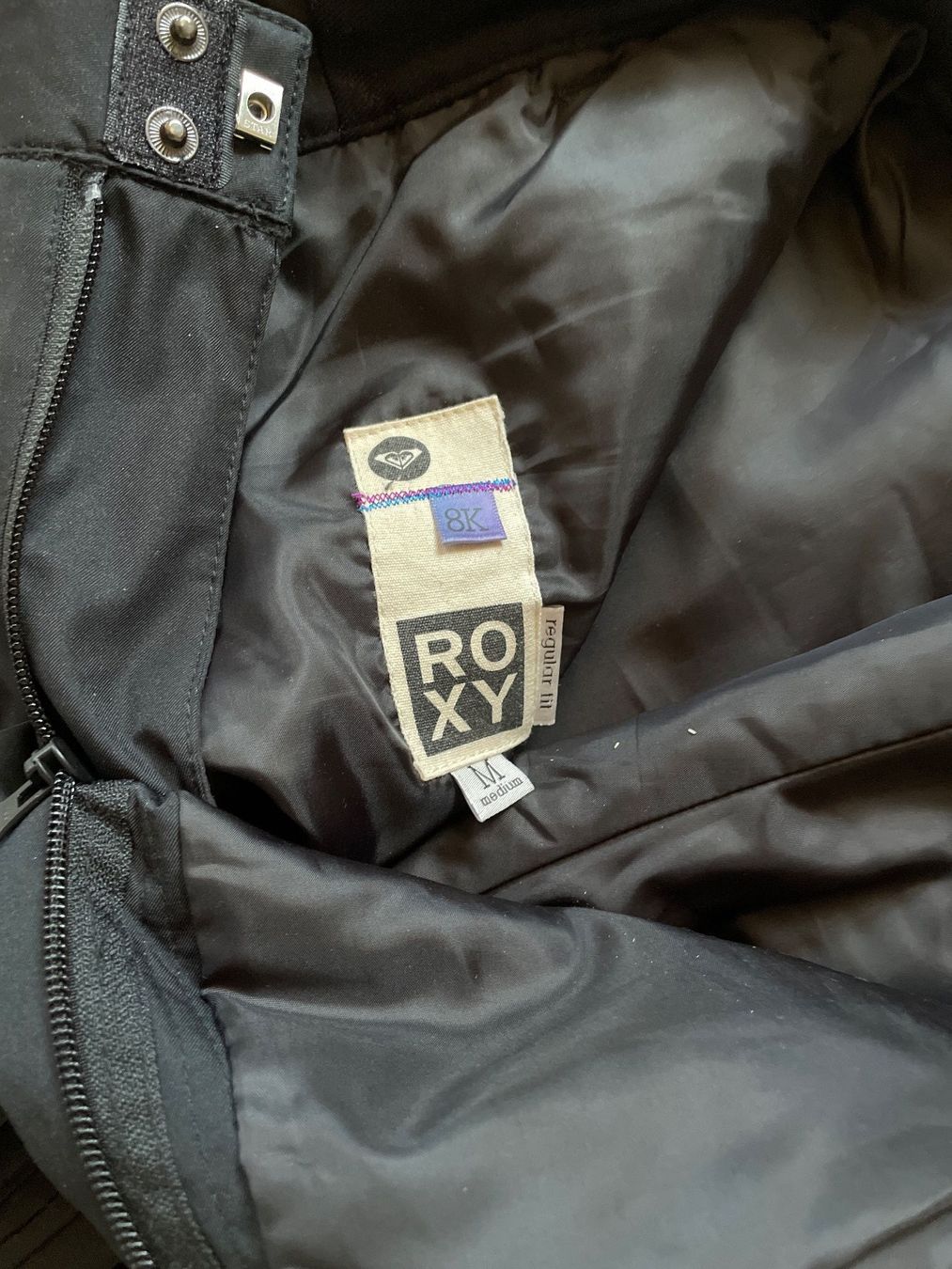 Roxy Pantaloni: Damen Skihose, von ROXY, Gr. M, schwarz – Usato da Cham venduto da 2eye 4