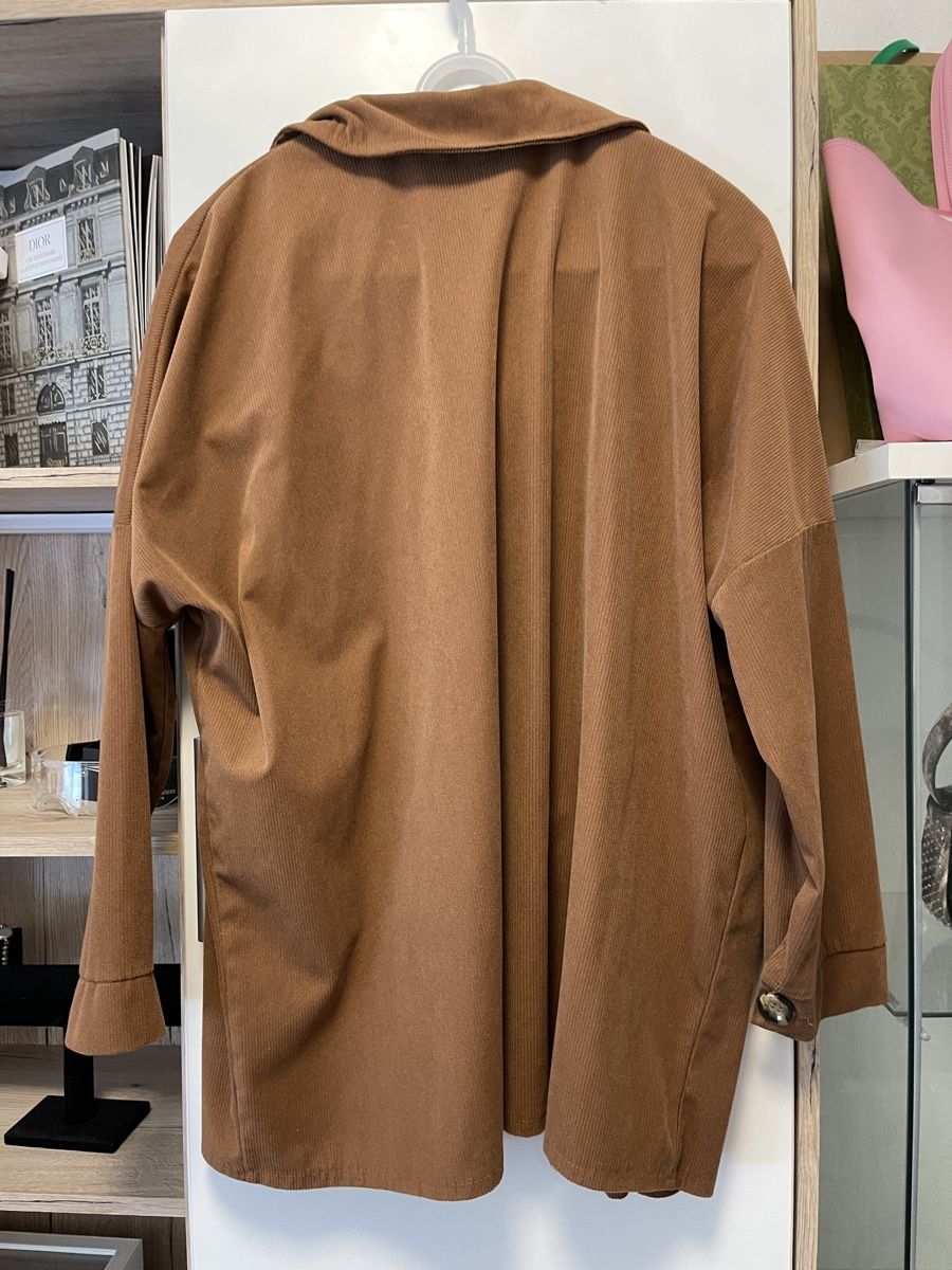 Jacken: Trendige Cord Jacke in Braun – Neu (gemäss Beschreibung) aus Uzwil von noe_9f9c 1