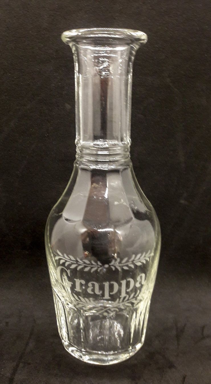 Carafes: carafe Grappa Karaffe  0,5 L.  18 cm – D'occasion à Tavannes par Brocashop 3