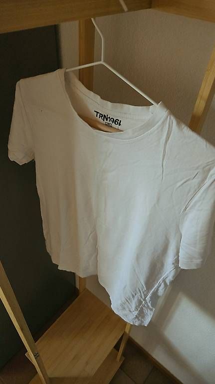 T-shirt: Maglietta bianca Terranova – Usato da Sementina venduto da edo_c2fd