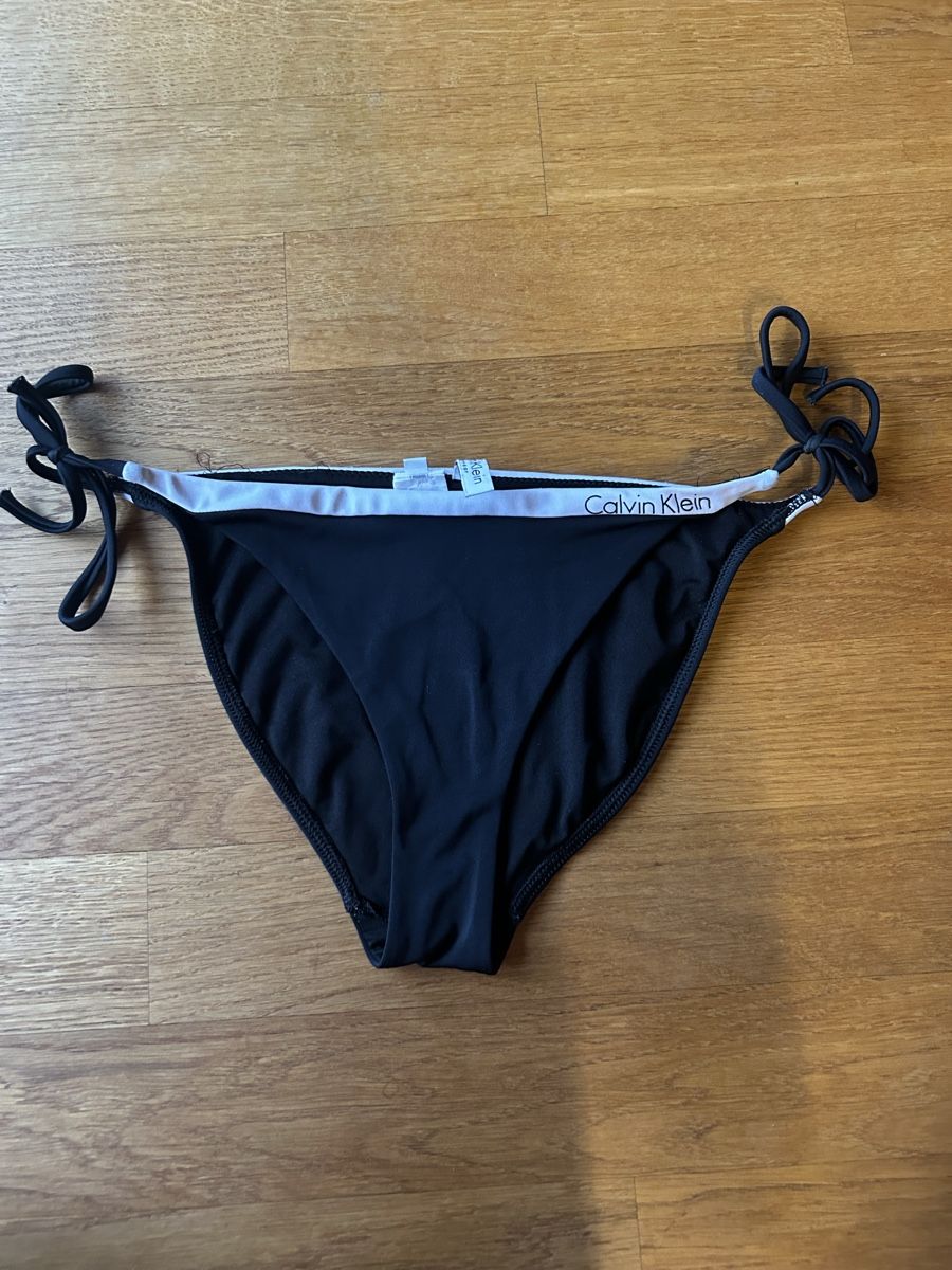 Calvin Klein Maillots de bain & Bikinis: Bikini Unterteil – D'occasion à Oberbüren par Si.Ka