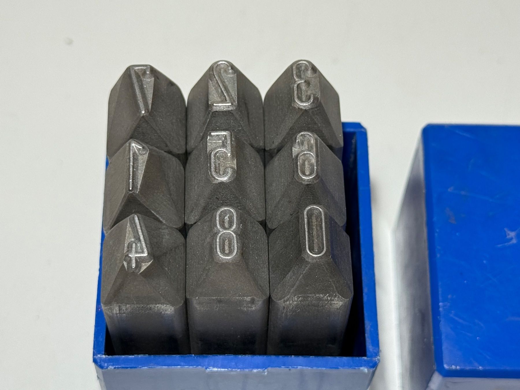 Tutti gli attrezzi: Schlagzahlen 10mm - 0-9 – Usato da Boswil venduto da ABLagerBoswil 2