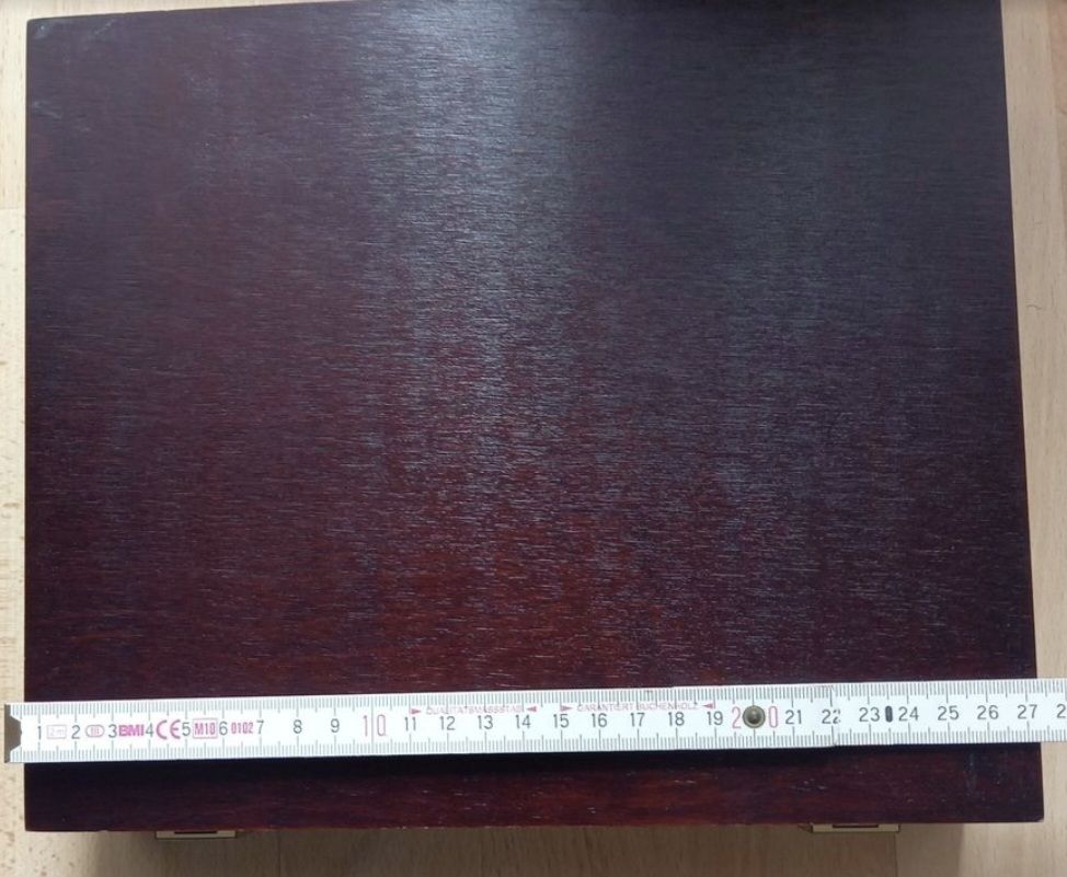 Sonstige Dekorationen & Accessoires: Holzkasten/Holzbox  – Gebraucht aus Adliswil von cha_fq9f