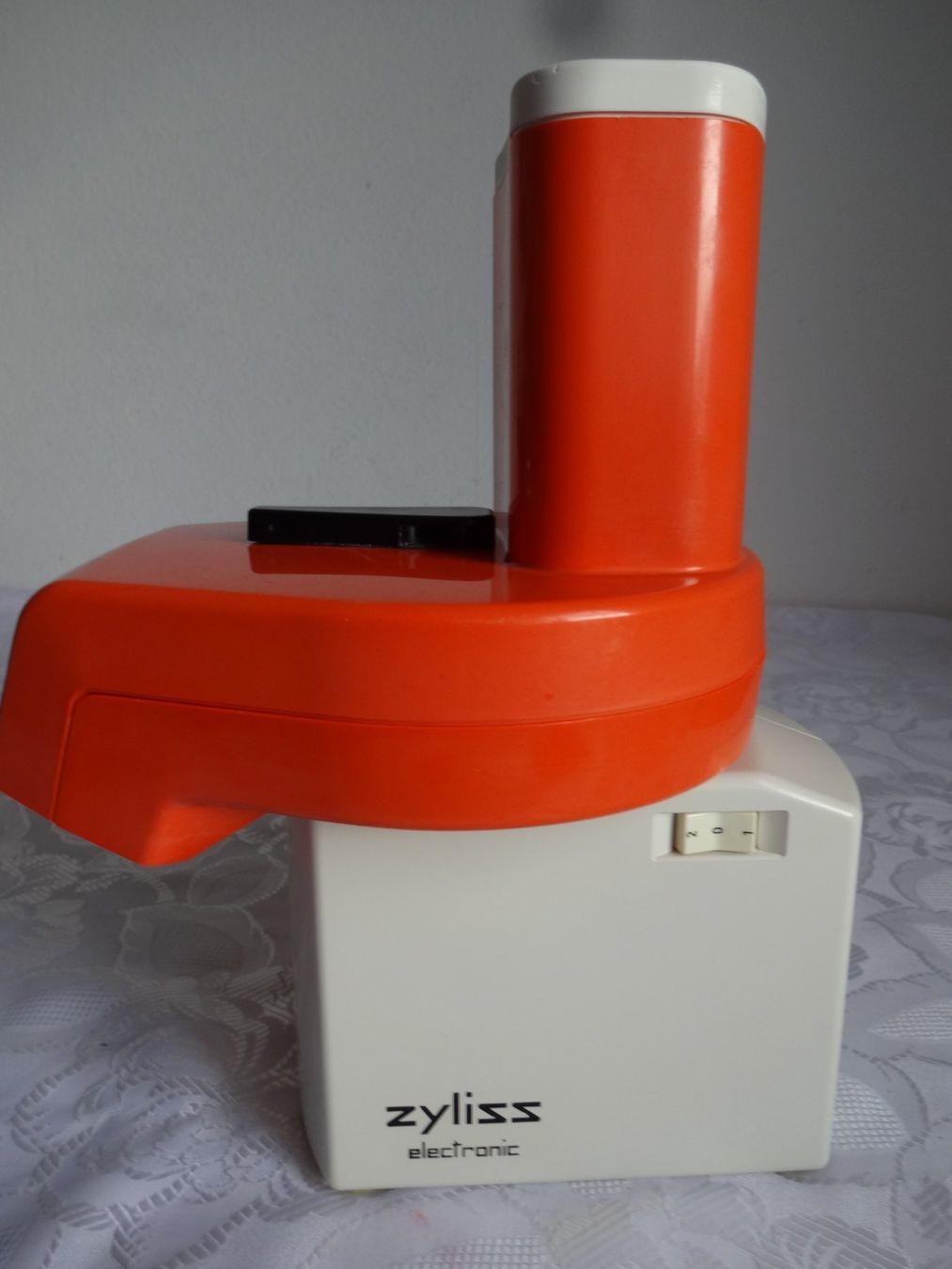 Zyliss Küchengeräte: * Zyliss Elektroraffel * mit 5-Scheiben – Gebraucht aus Frauenfeld von Reyy58 3