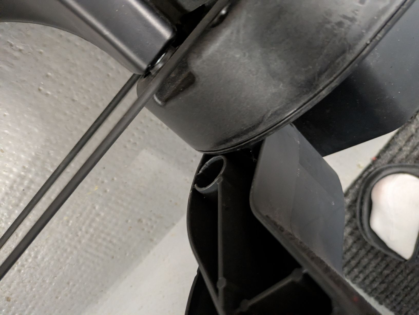Hometrainer: Rollentrainer von Elite Nero – Gebraucht aus Luterbach von Ben3_19 6