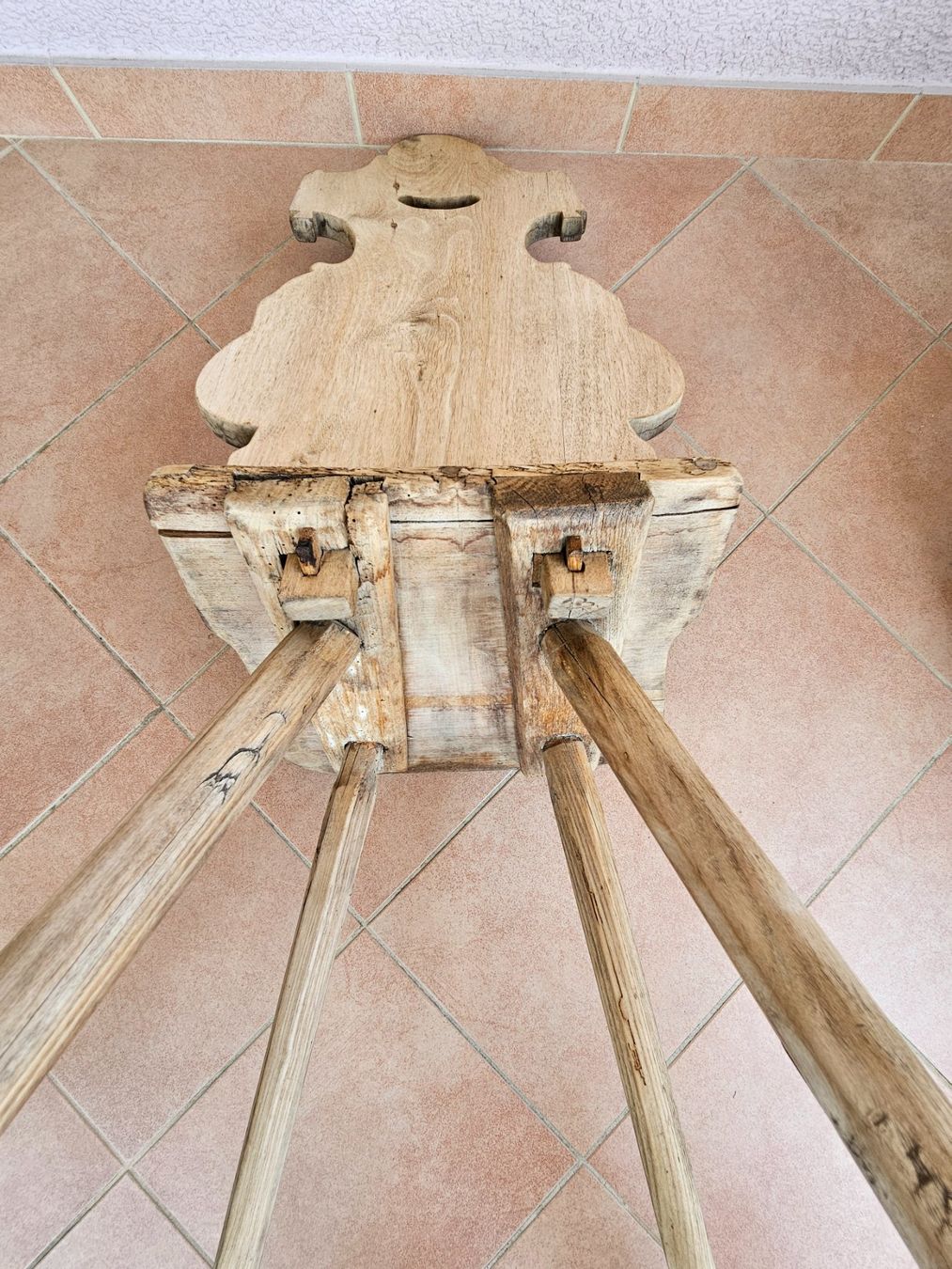 Sedie: Uralte, antike Stabelle – Usato da Wittenbach venduto da anzo4 5
