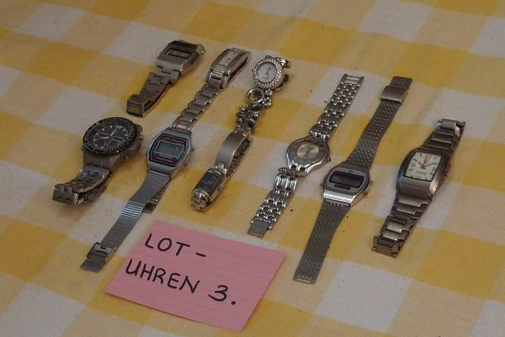 Orologi: LOT-UHREN 3. – Difettoso da Bern venduto da bn1640 2