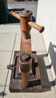 Antike Presse aus Holz