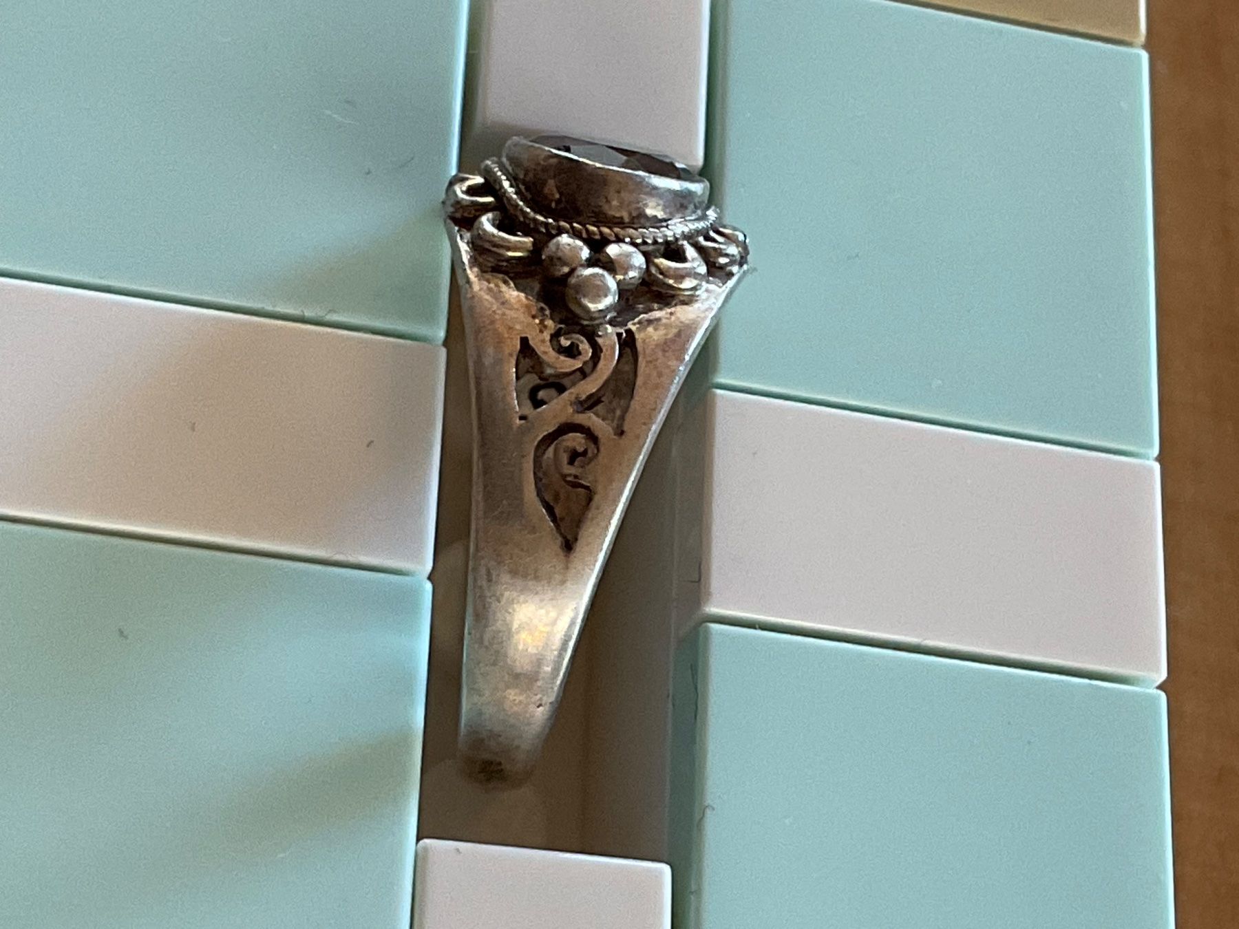 Anelli: Ring mit Granat / Gr. 52 – Usato da Rümlang venduto da Sambas19 1